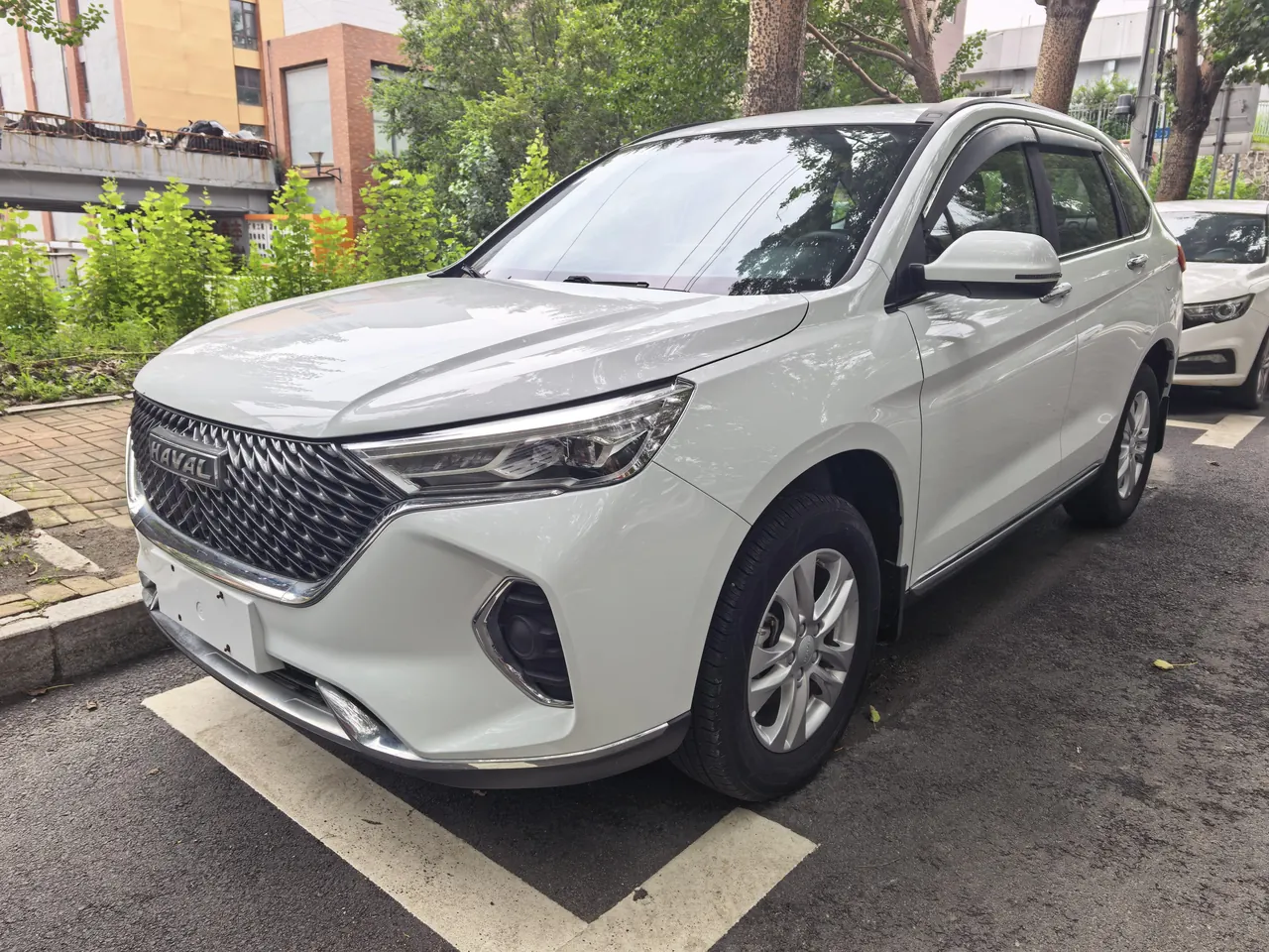 Haval 2022 M6 PLUS 1.5T Comfortable Automatic Gear - View 1