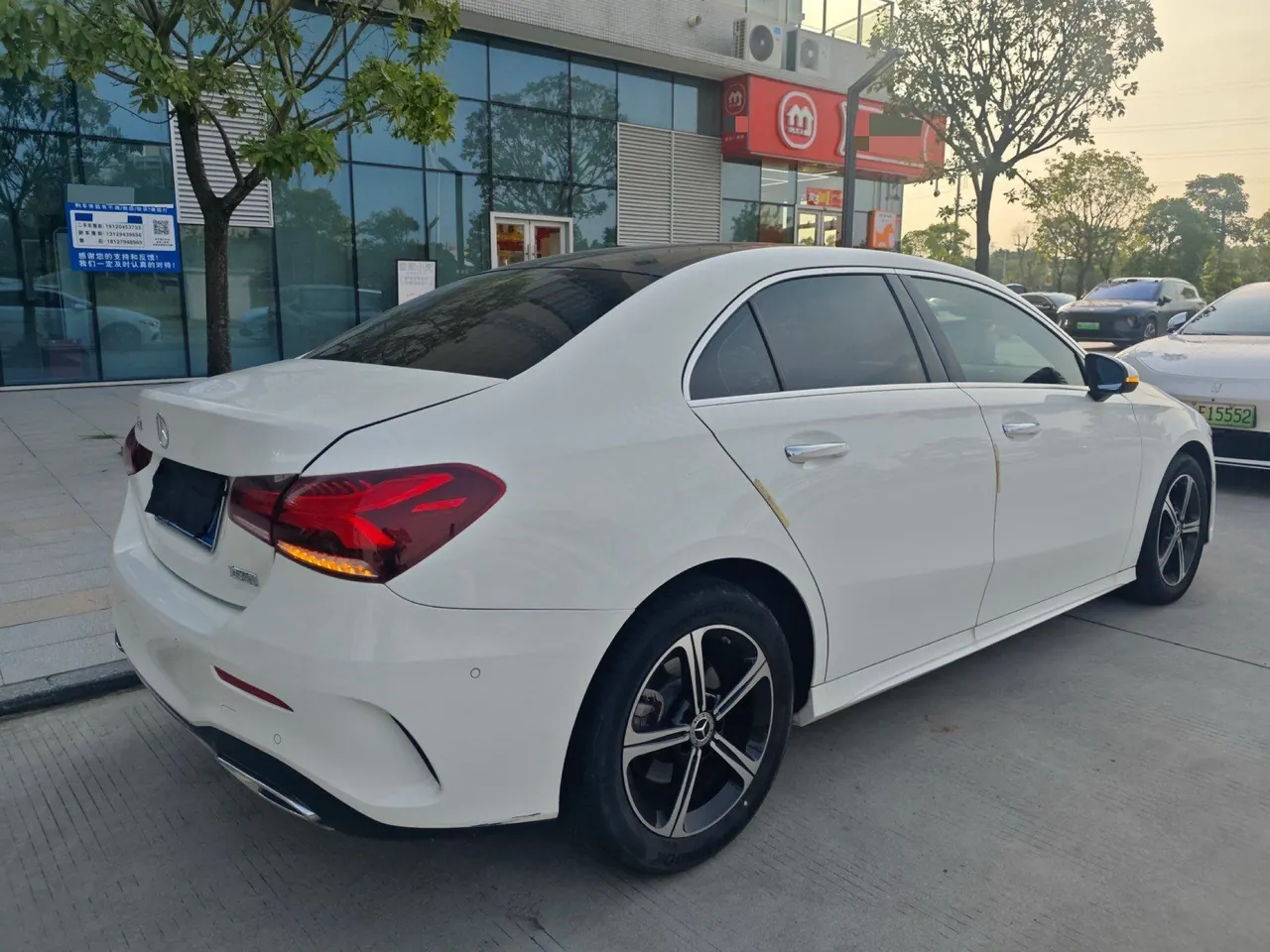 Mercedes Benz Class A 2022 A 200 L 1.3T Fashion Automatic Gear 4