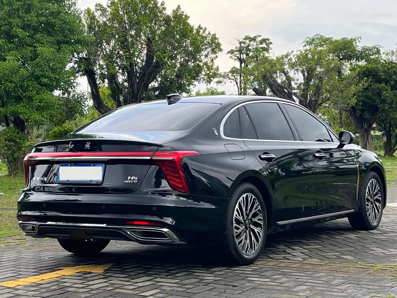 HongQi 2024 H5 2.0T Zhilian Qi Chang Edition Automatic Gear 7