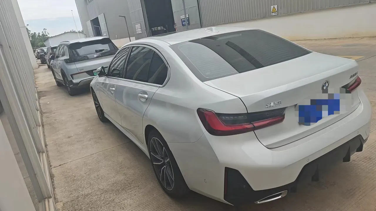 BMW 3 Series 2026 325Li 2.0T M Sports Suit Automatic Gear 3