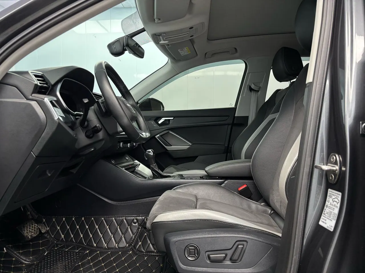Audi 2022 Q3 1.4TFSI 35TFSI Fashion Dynamic Automatic 4