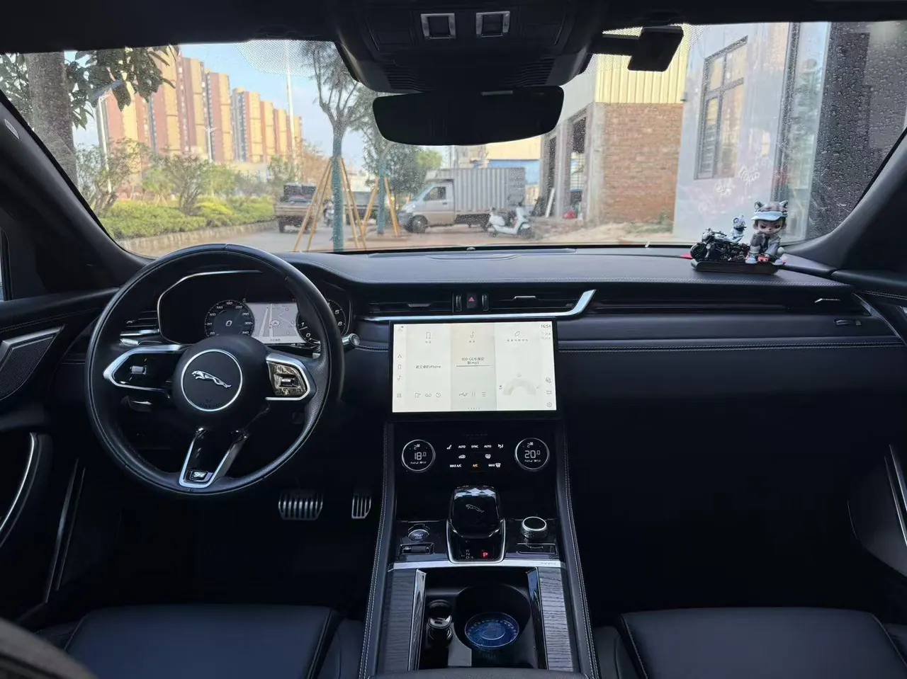 Jaguar 2022 XFL 2.0T P 12500.00g Drive Elite Sports Edition Automatic Gear 5