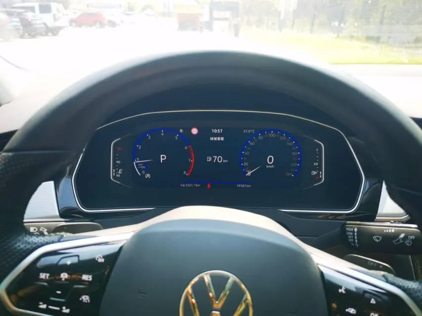 Volkswagen 2023 Magotan 2.0TSI 330TSI 2 million Commemorative Luxury Automatic Gear 9