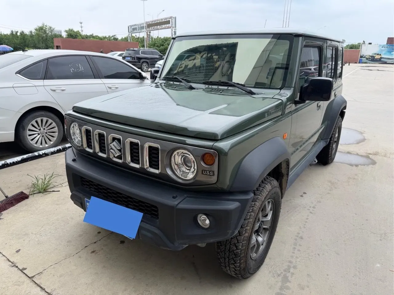 Открыть галерею: Suzuki Jimny (Imported) 2020 Jimny 1.5 Four-wheel Drive Automatic Gear