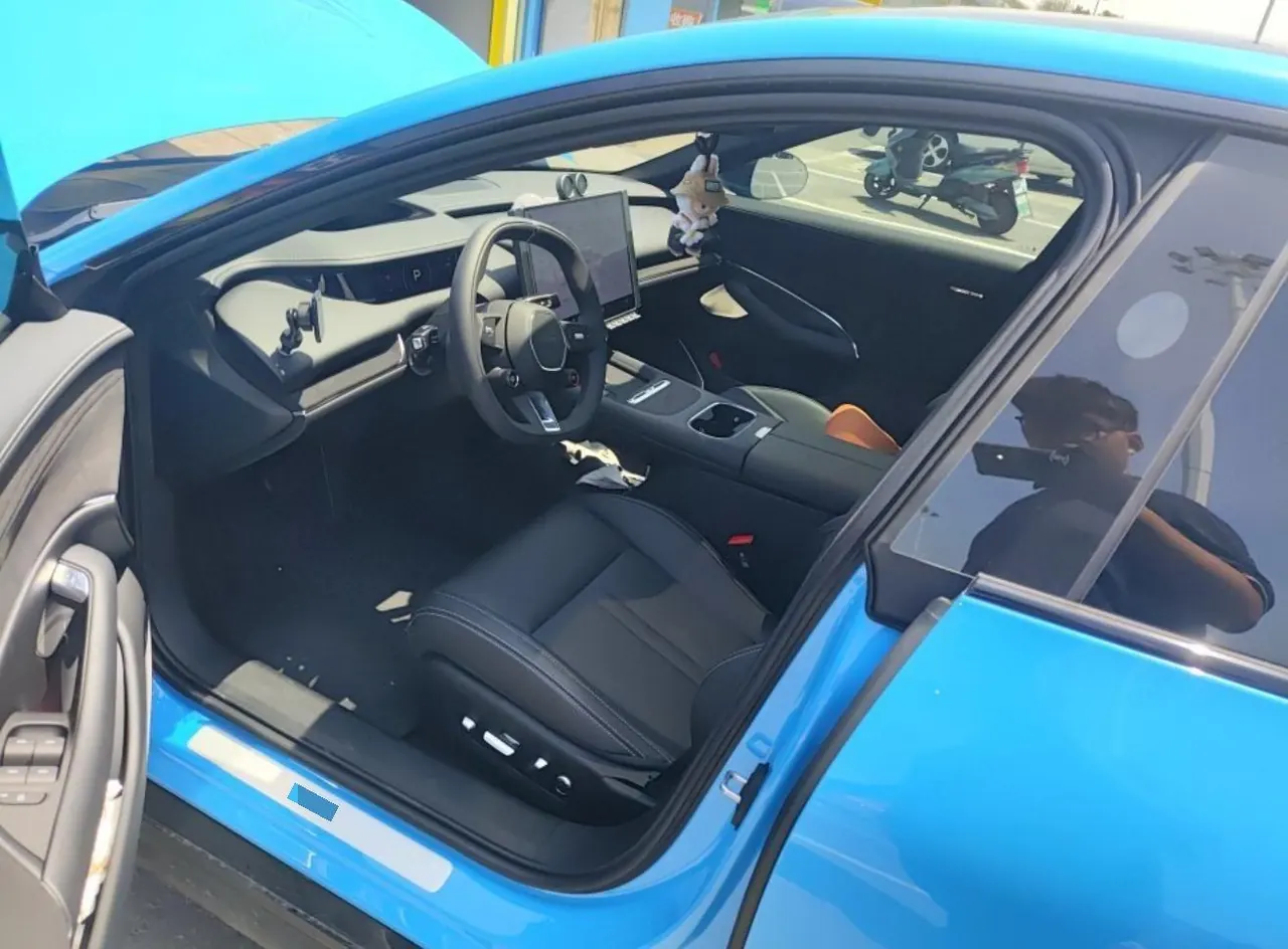 MI 2026 SU7 Standard Edition Automatic Gear 3