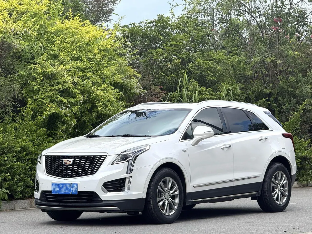 Open image lightbox: Cadillac 2020 XT5 2.0T 28T 4-wheel drive luxury automatic gear