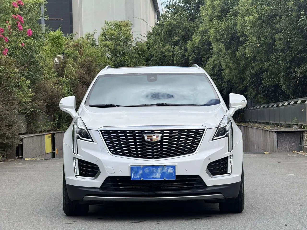 Cadillac 2020 XT5 2.0T 28T 4-wheel drive luxury automatic gear 2