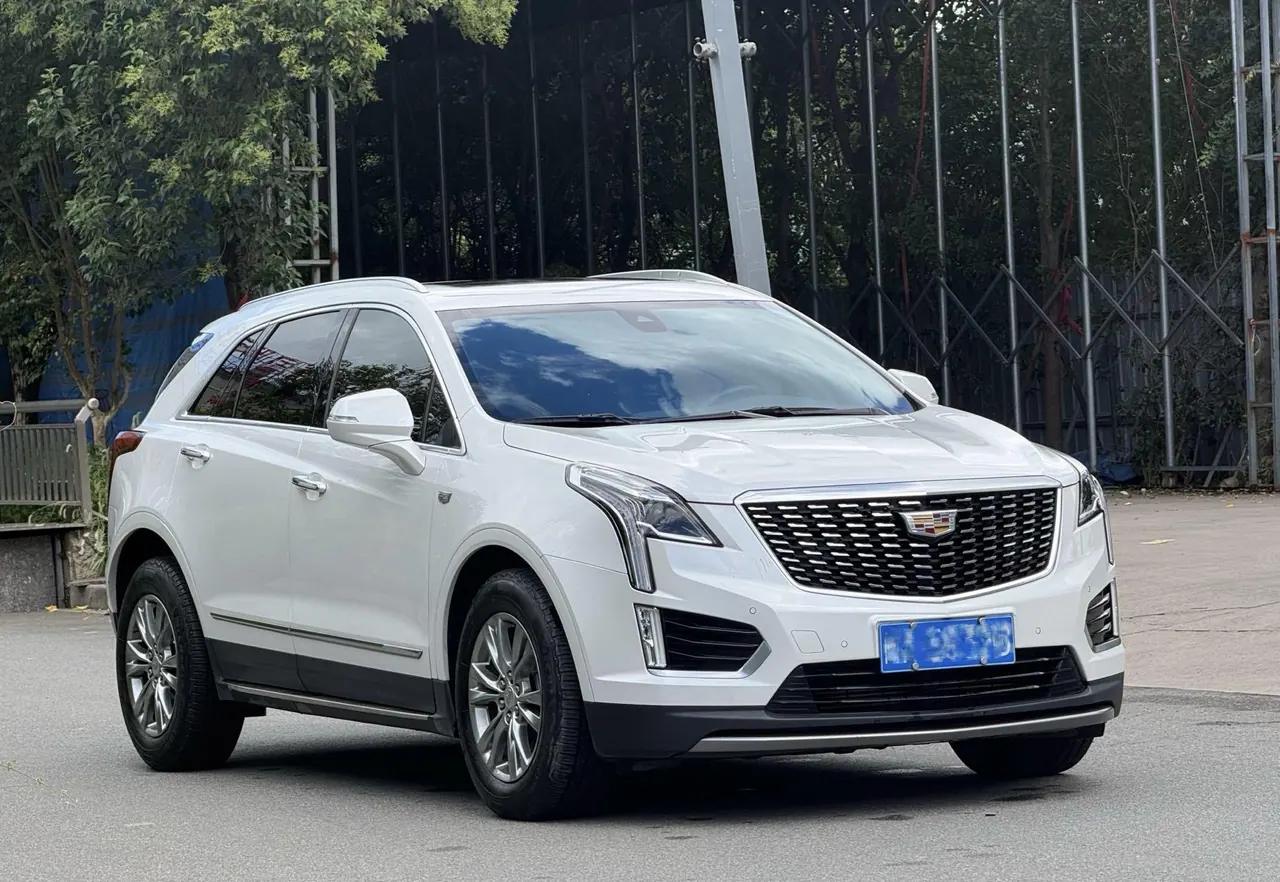 Cadillac 2020 XT5 2.0T 28T 4-wheel drive luxury automatic gear 3
