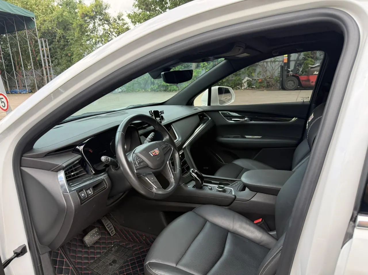 Cadillac 2020 XT5 2.0T 28T 4-wheel drive luxury automatic gear 4