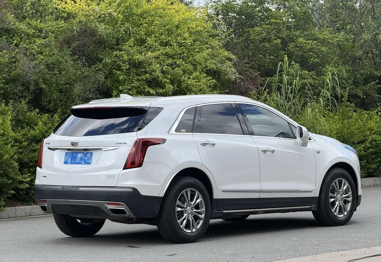 Cadillac 2020 XT5 2.0T 28T 4-wheel drive luxury automatic gear 7