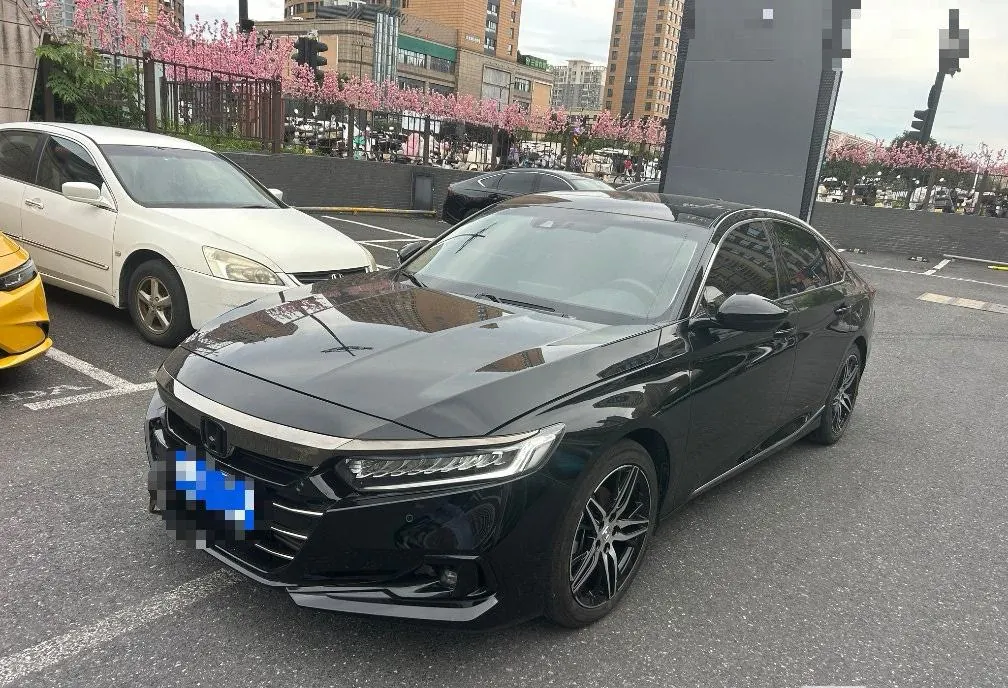 Open image lightbox: Honda 2022 10th Generation Accord 1.5T Stepless 260TURBO Magic Night Premium Edition Automatic Gear