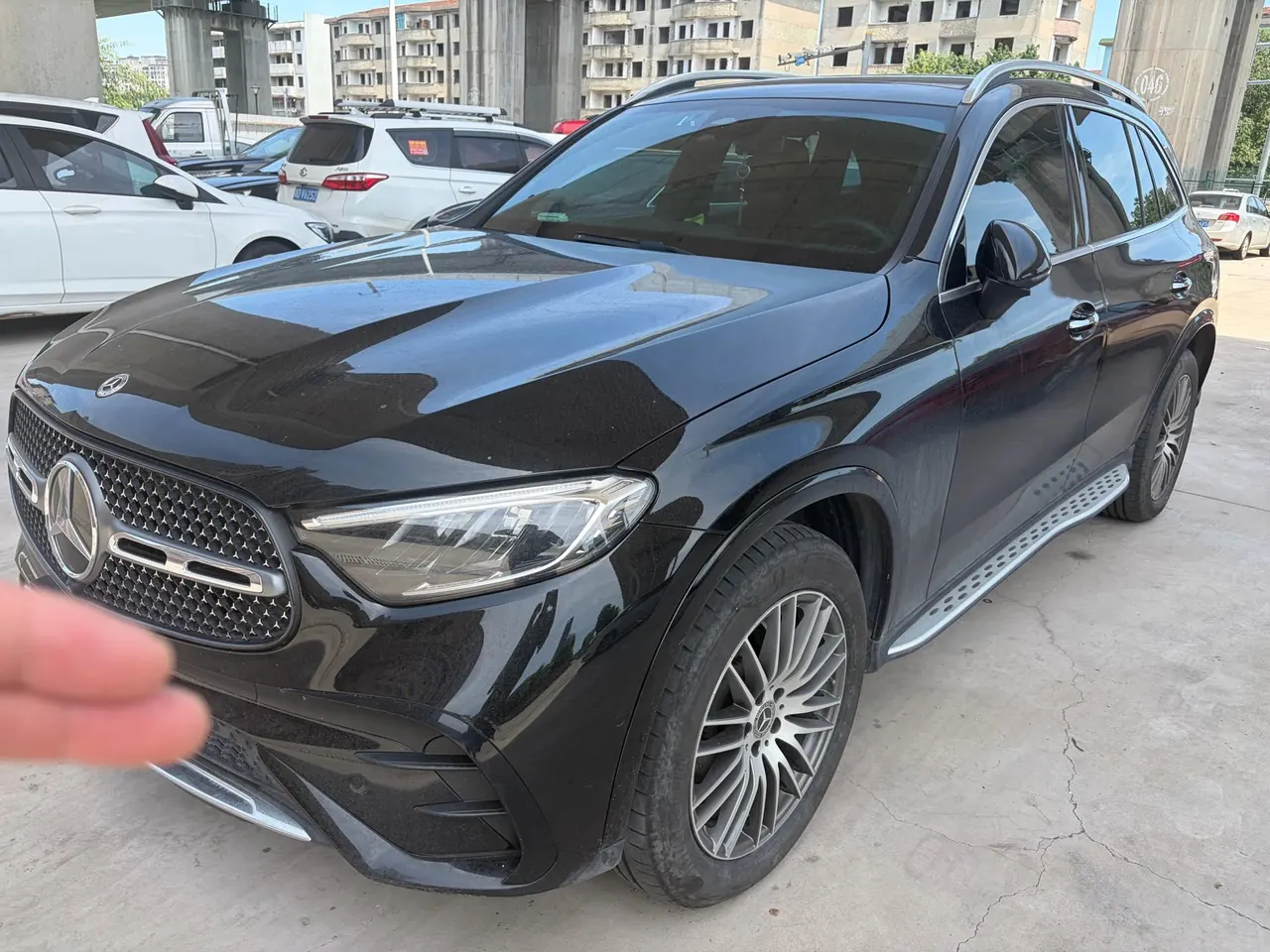 Open image lightbox: Mercedes Benz 2023 GLC 300 L 4MATIC 48V 2.0T dynamic 7-seat automatic gear