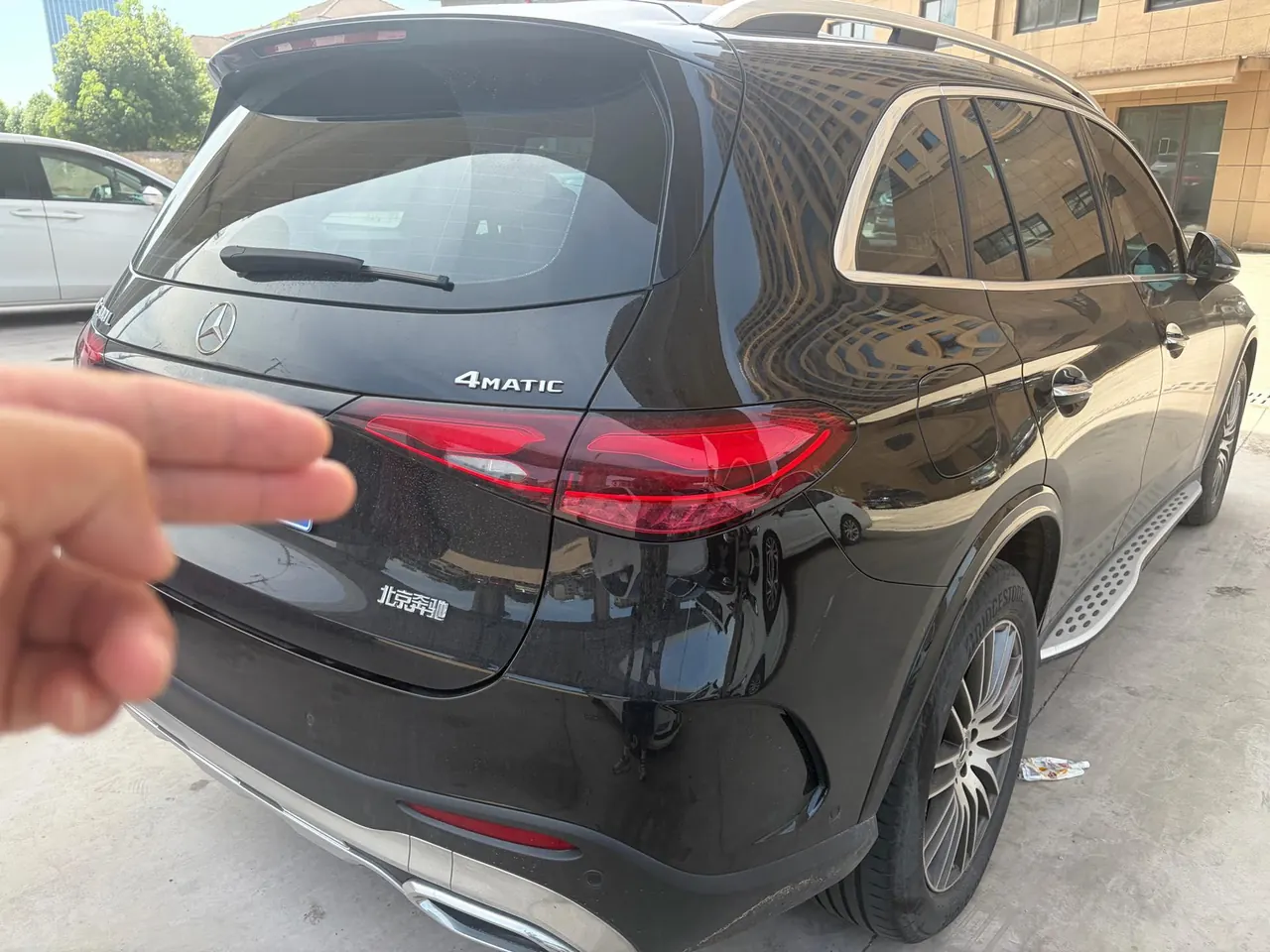 Mercedes Benz 2023 GLC 300 L 4MATIC 48V 2.0T dynamic 7-seat automatic gear 4