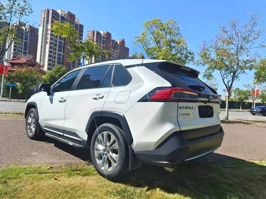 Toyota 2020 Willanda 2.0 Stepless Two-Drive Deluxe Automatic Gear 6