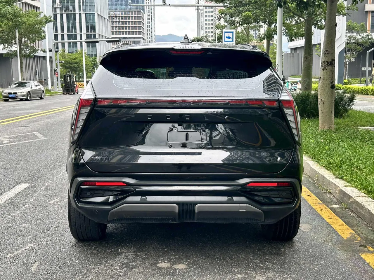 Geely 2023 Boyue L 1.5TD Honorable Automatic Transmission 5