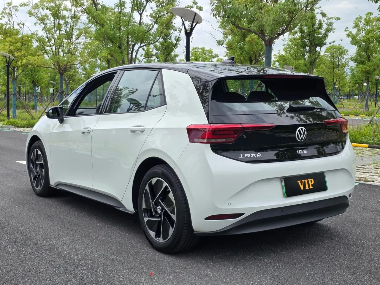 Volkswagen 2026 ID. 3 Smart Extremely Intelligent Automatic Gear 4