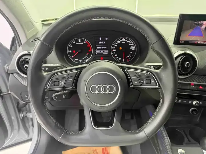 Audi Q2L 2022 35 TFSI Fashion Dynamic 10