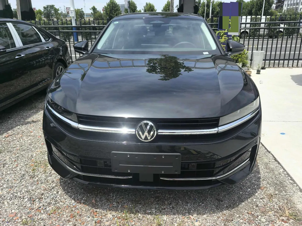Volkswagen 2024 Magotan 2.0TSI 380TSI Premium Edition Da Mai Bag Automatic Gear 2
