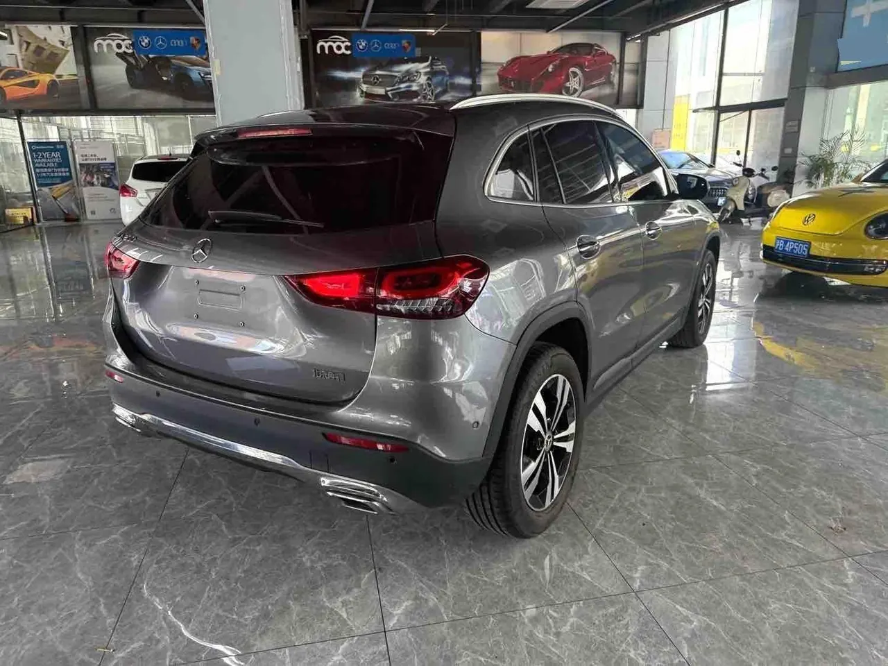 Mercedes Benz 2020 GLA 200 1.3T automatic gear 6