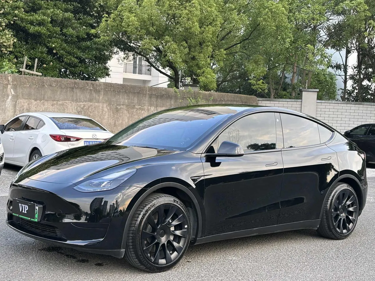 Tesla 2022 Model Y rear-wheel drive version (facelift) automatic gear - View 1