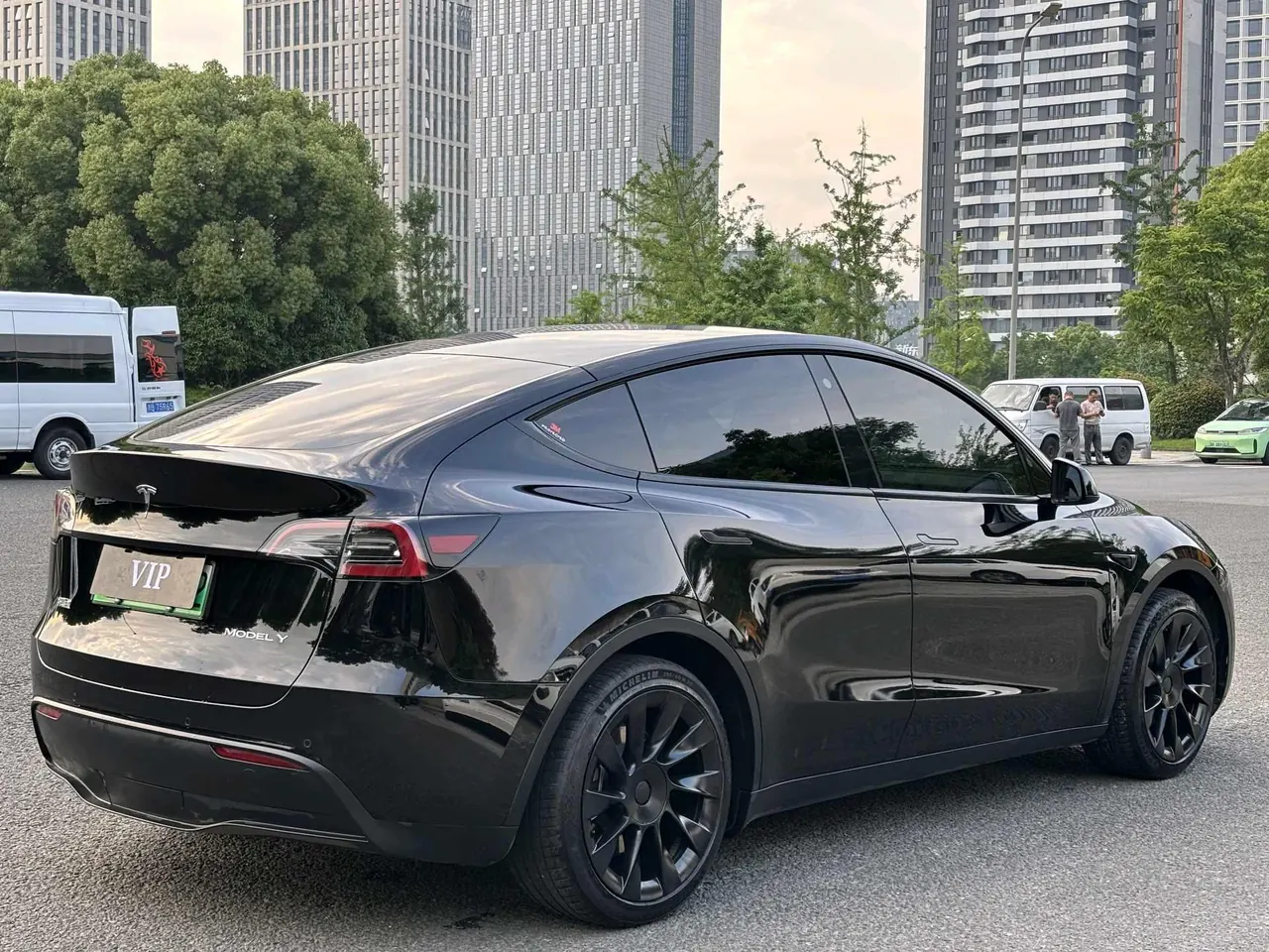 Tesla 2022 Model Y rear-wheel drive version (facelift) automatic gear 10