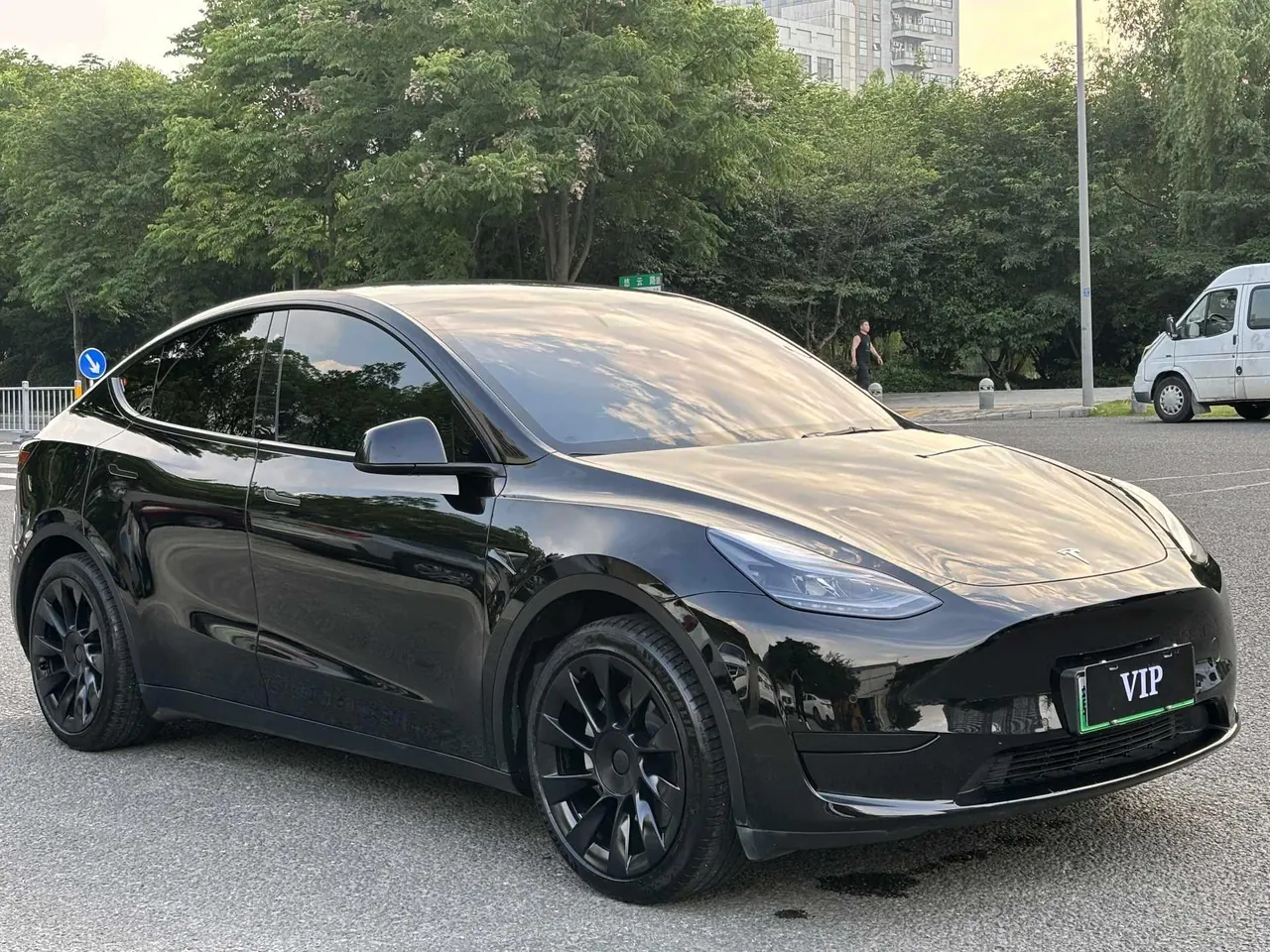 Tesla 2022 Model Y rear-wheel drive version (facelift) automatic gear 3