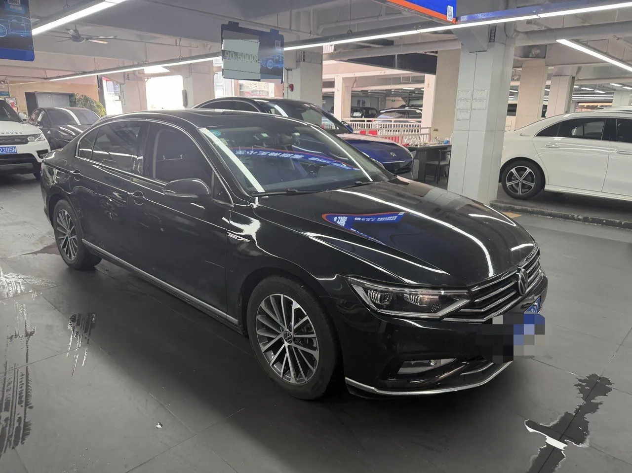 Volkswagen 2020 Magotan 2.0TSI 330TSI luxury automatic transmission 3