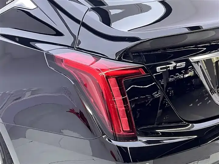 Cadillac CT5 2024 28T Luxury Pro 10