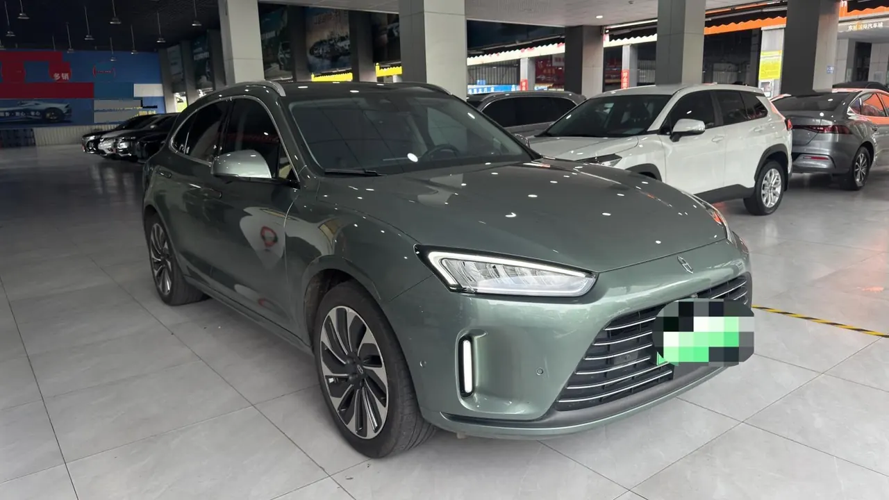AITO 2022 AITO M5 1.5T Four-wheel Drive to Achieve Automatic Gear 3
