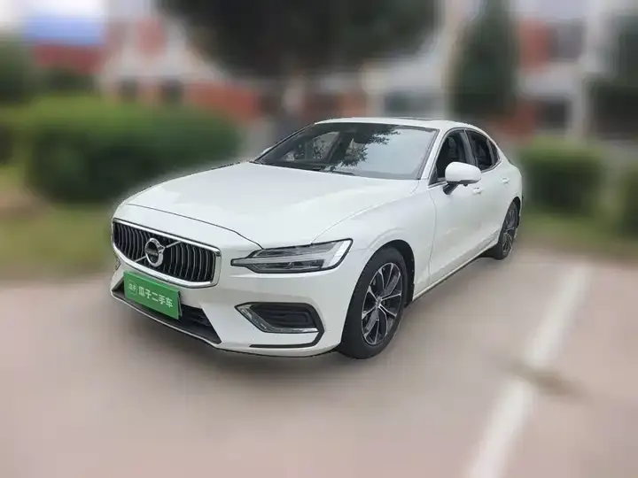Open image lightbox: Volvo S60 2021 T4 Zhiyi Deluxe Edition