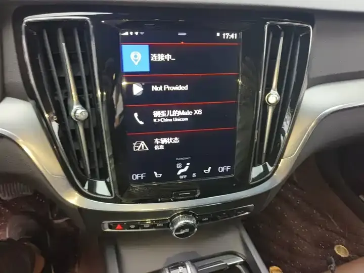 Volvo S60 2021 T4 Zhiyi Deluxe Edition 9