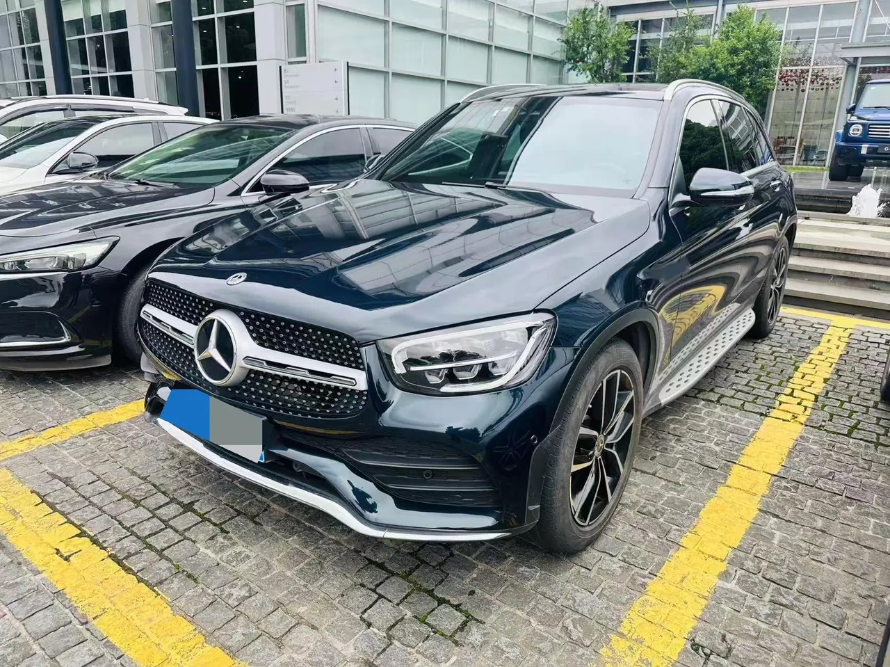 Mercedes Benz 2020 GLC 300 L 4MATIC 2.0T Dynamic Automatic - View 1