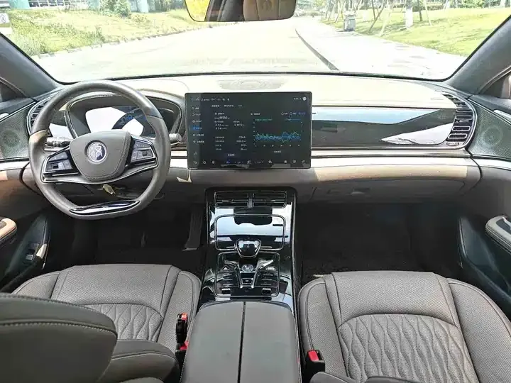 Han 2022 DM-i 121KM exclusive 7