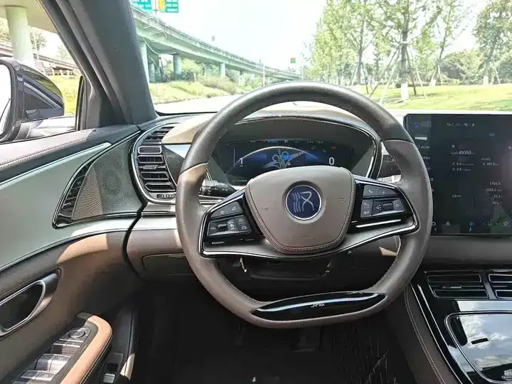 Han 2022 DM-i 121KM exclusive 9