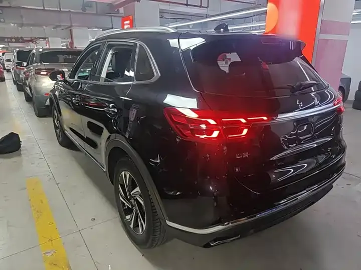 HongQi HS5 2022 to 2.0T Zhilian Flag Edition 5