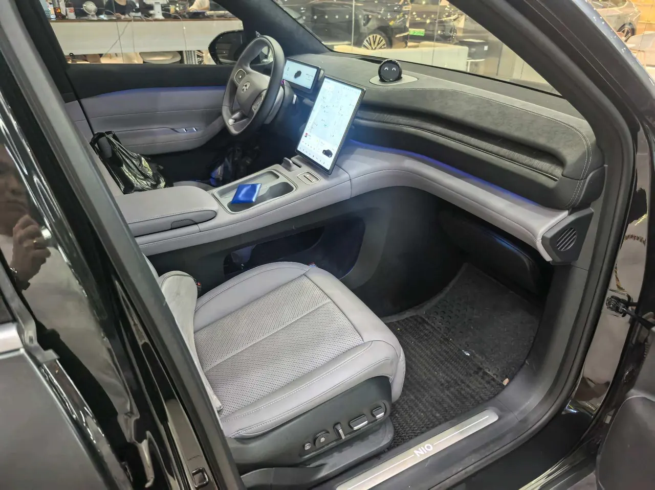 NIO 2024 EC6 75kWh automatic transmission 3