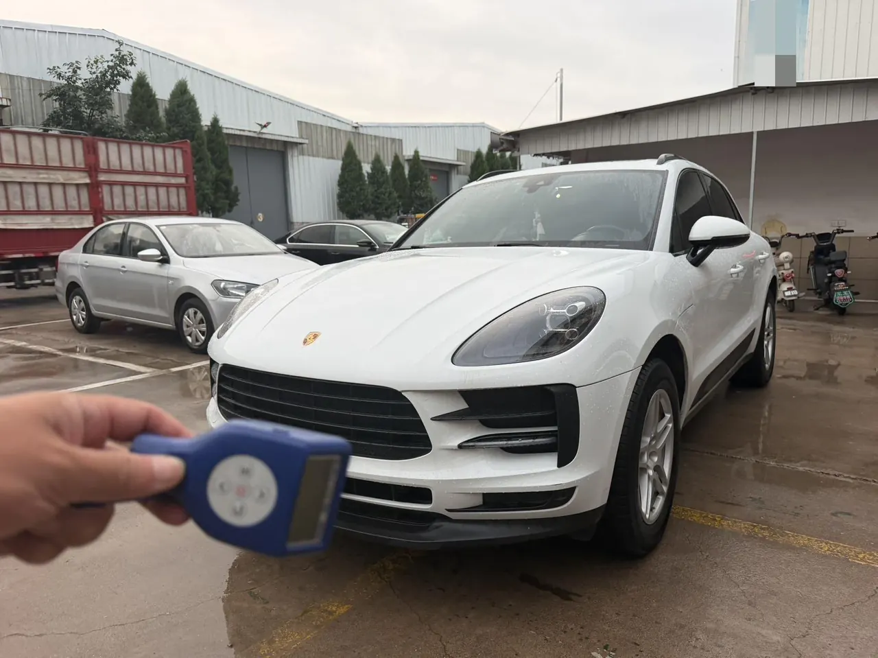 Open image lightbox: Porsche Macan (Imported) 2020 Macan 2.0T Automatic Gear