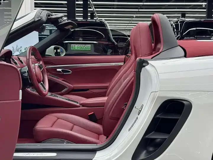 Porsche 718 2022 Boxster 2.0T 6