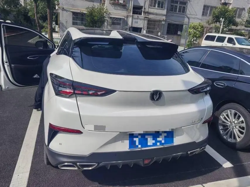 ChangAn 2020 UNI-T 1.5T Luxury Automatic 2