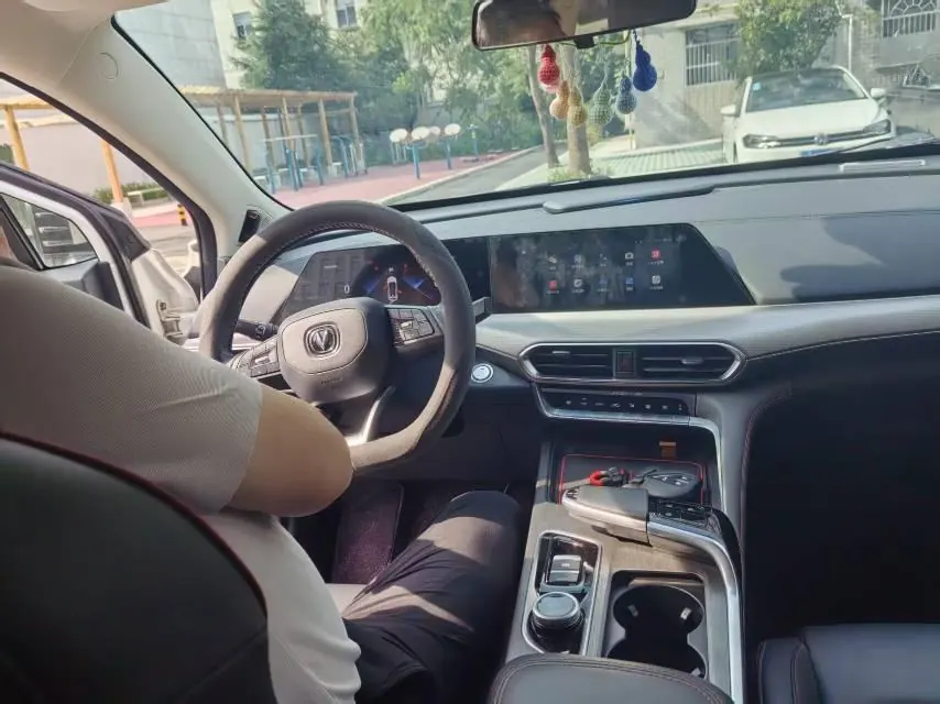 ChangAn 2020 UNI-T 1.5T Luxury Automatic 6