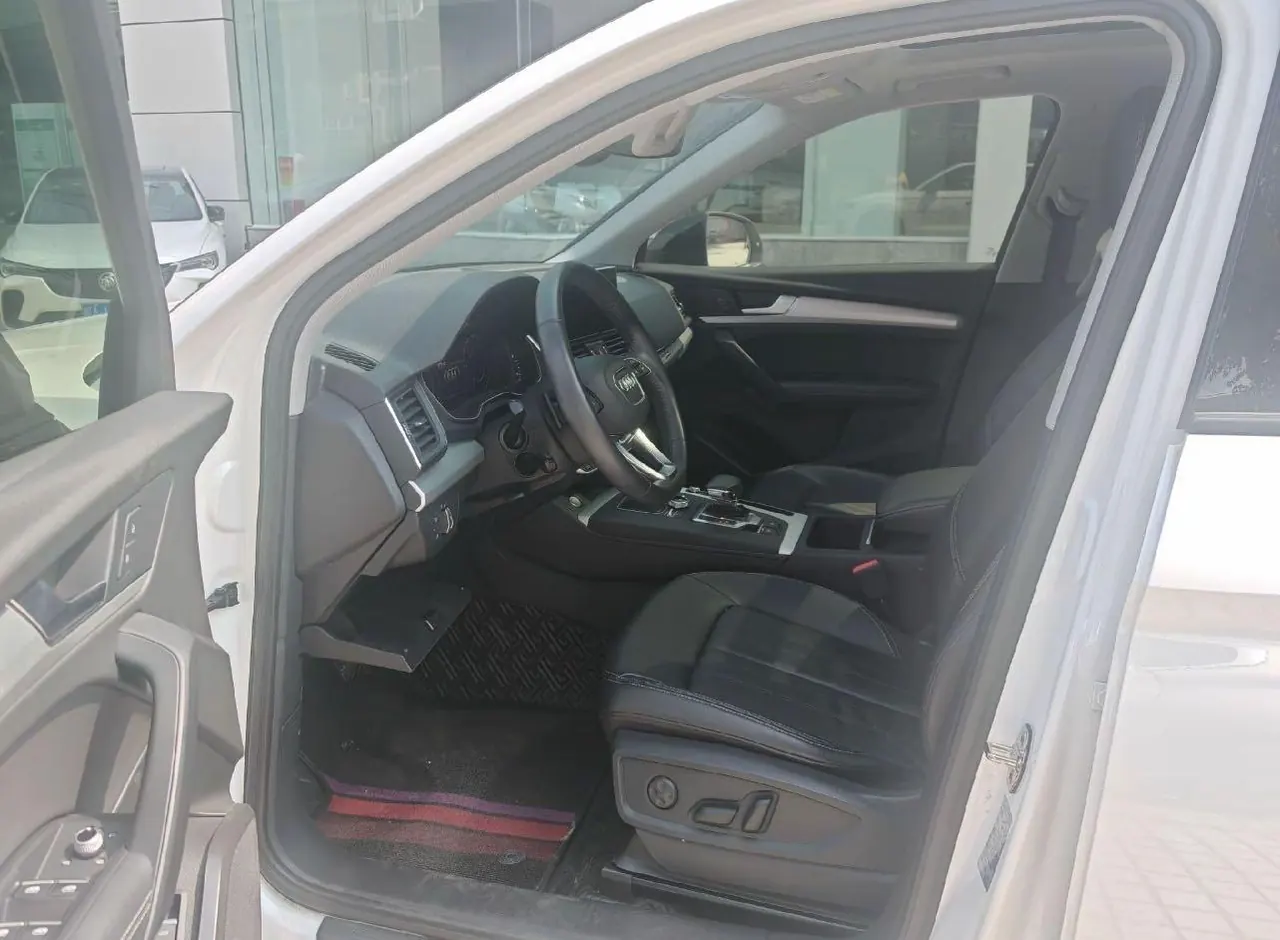 Audi 2020 Q5L 2.0TFSI 40TFSI enjoy enterprising (facelift) automatic gear 2