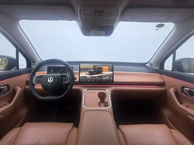Leapmotor 2026 C 16 280 Laser Radar Zhizun Edition 6-seat Automatic Gear 12