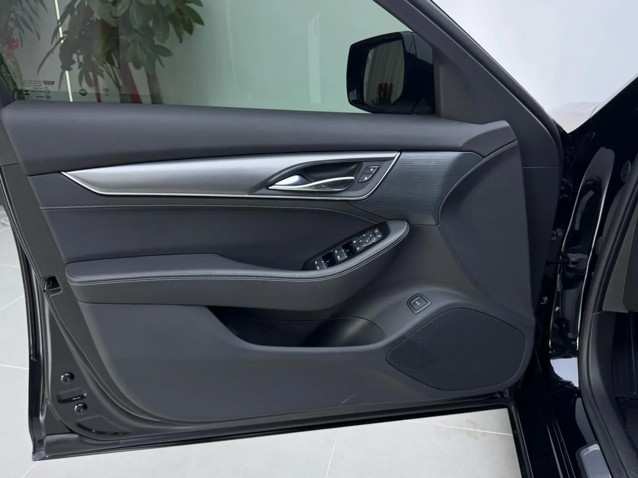 Cadillac 2024 CT5 2.0T 28T Luxury Pro Auto 10