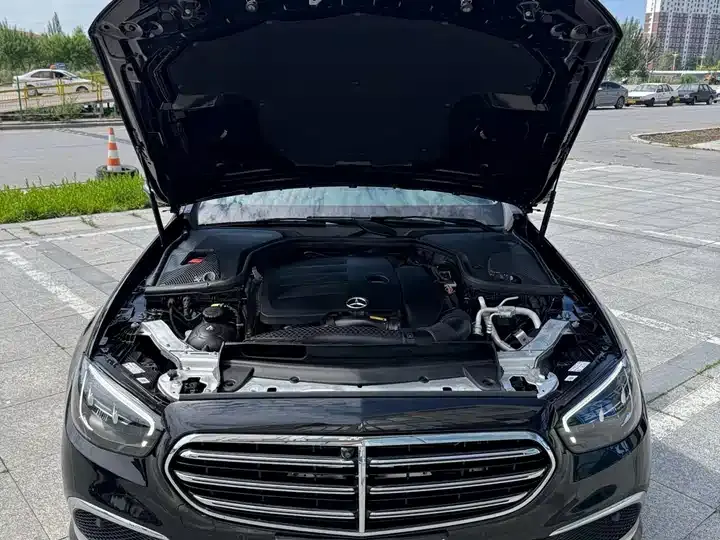 Mercedes Benz E-Class 2021 E 300 L Fashion 12