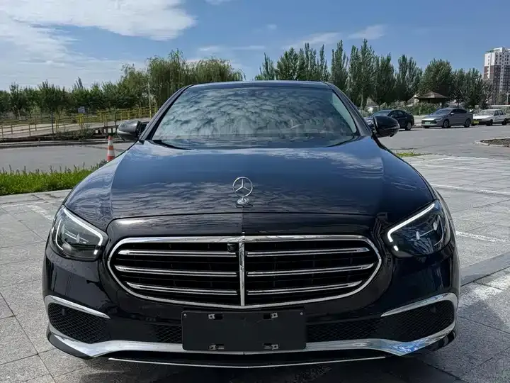 Mercedes Benz E-Class 2021 E 300 L Fashion 2