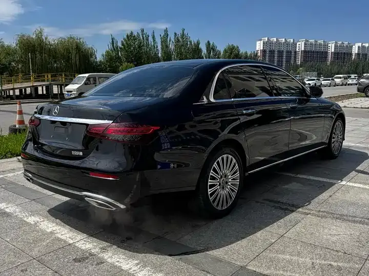 Mercedes Benz E-Class 2021 E 300 L Fashion 9