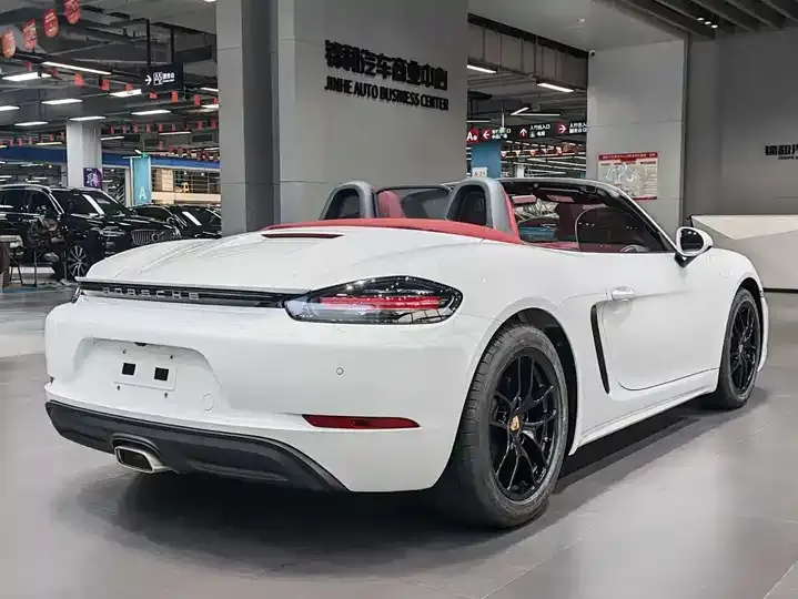 Porsche 718 2020 Boxster 2.0T 12