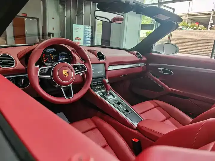 Porsche 718 2020 Boxster 2.0T 6