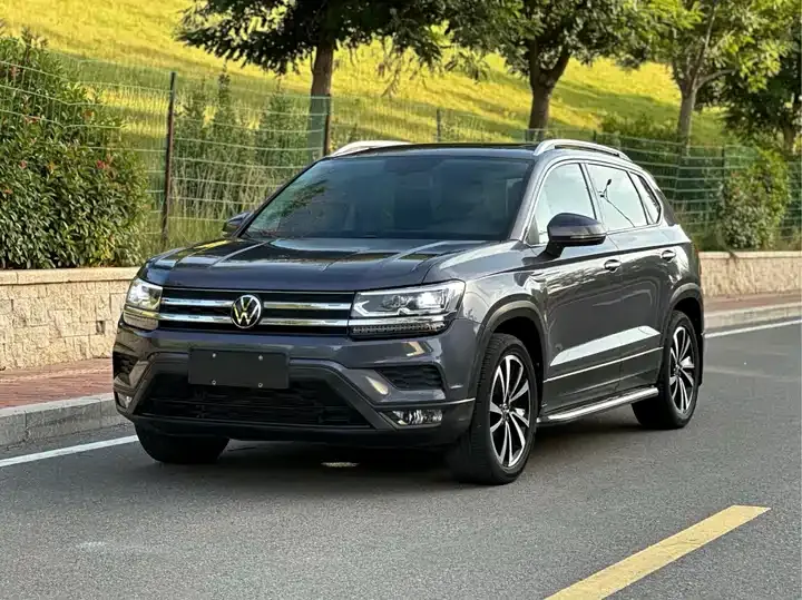 Touyu 2021, 280 TSI, Front-Wheel-Drive Luxury Edition - View 1