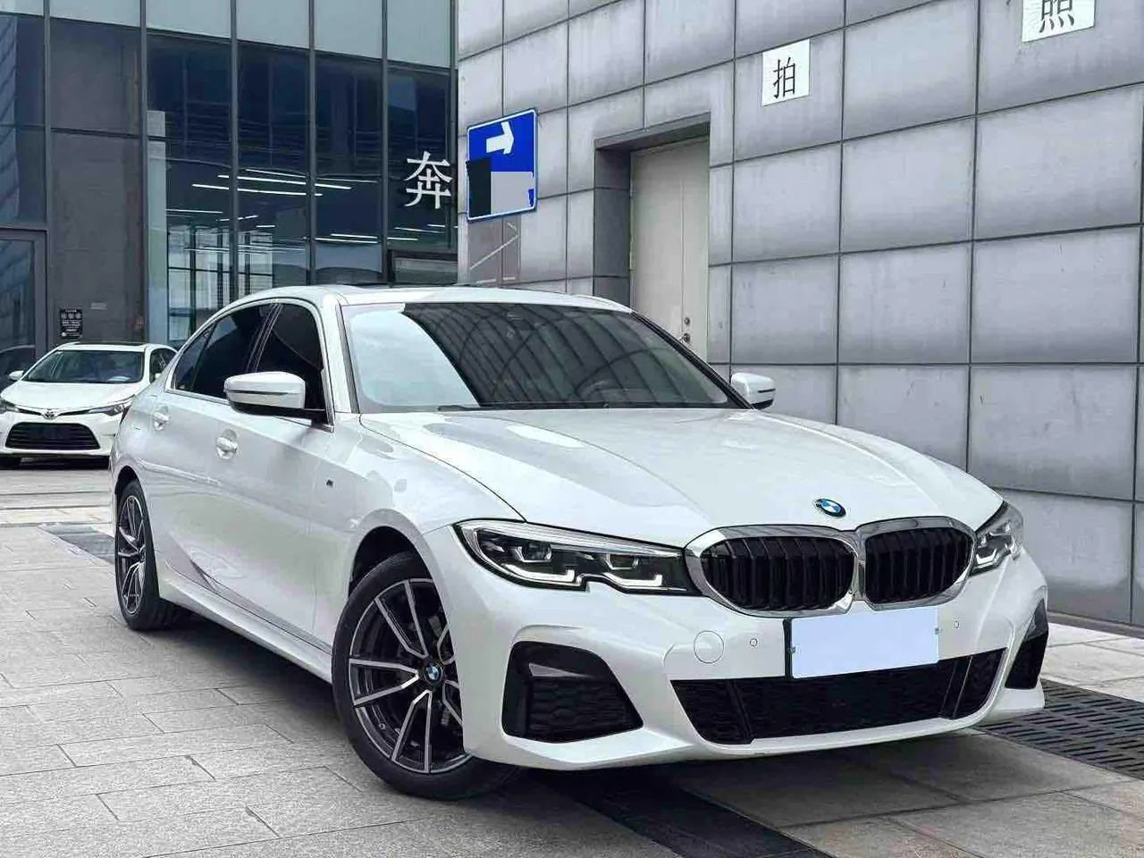 BMW 3 Series 2022 325Li 2.0T M Sports Suit (Modified) Automatic Gear 3